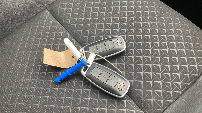 Nissan Juke 1.0 DiG-T N-Connecta 5dr Petrol Hatchback